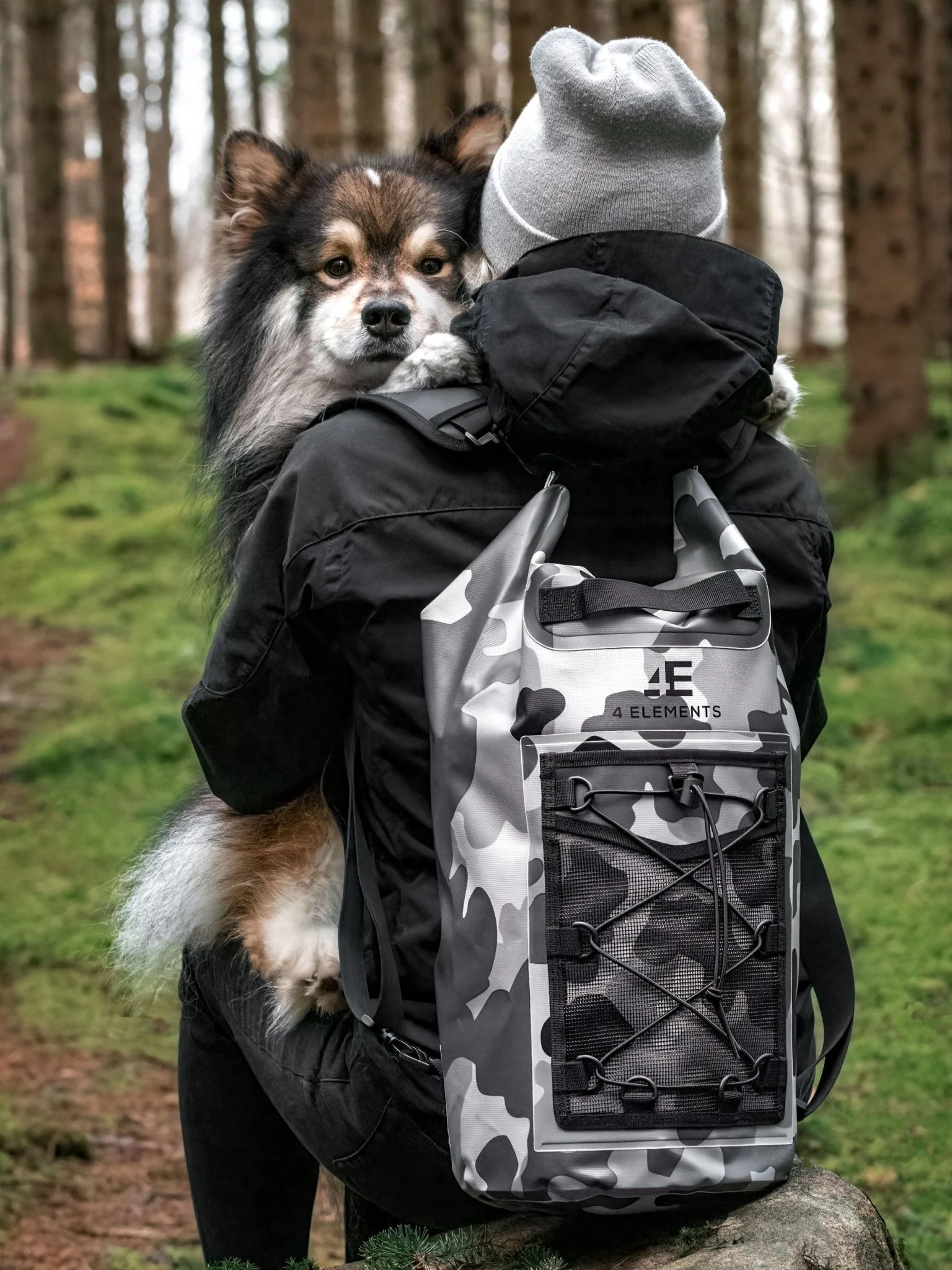 4 Elements Waterproof bag and Dry Bag Roll Top waterproof Rucksack, Wet bag & Hiking, waters sports or camping bag, 20L drybag - Image 12