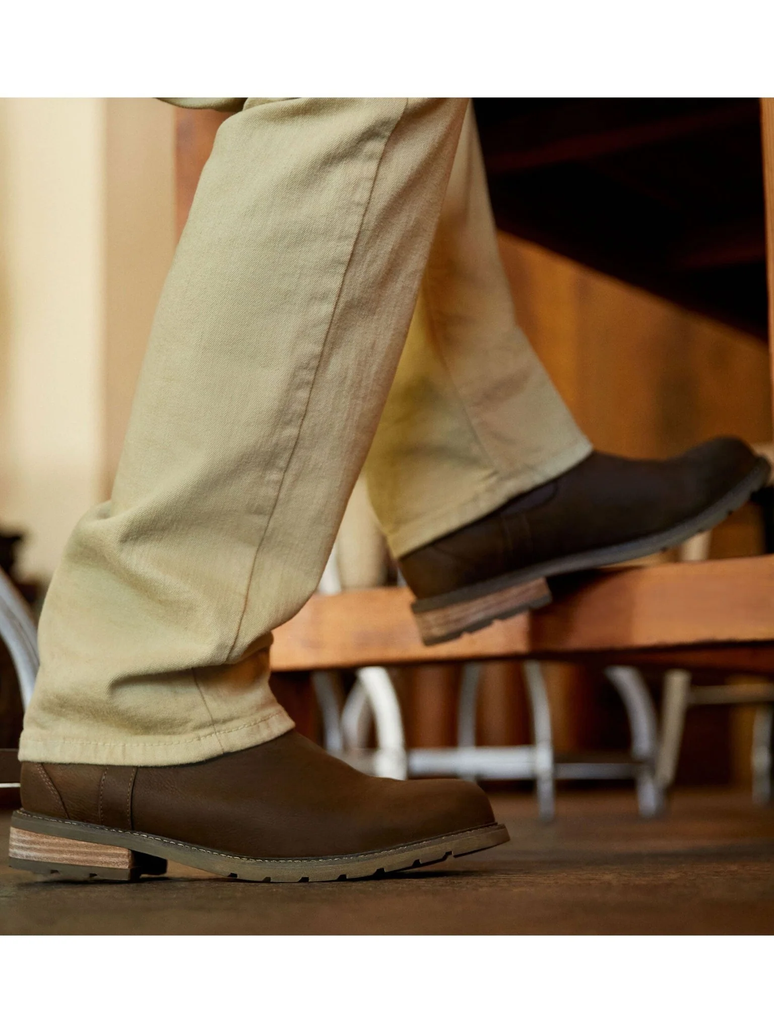 Ariat Mens Wexford Waterproof Country Leather Chelsea Boot / Dealer boots - Image 9