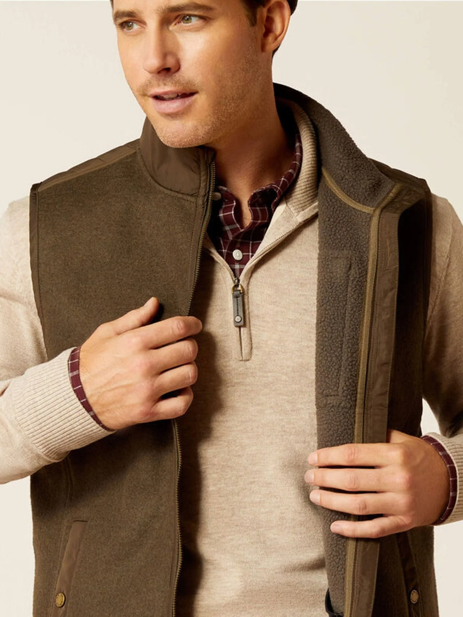 Ariat - Millbrae Mens Gilet Wool Blend - mens bodywarmers / Waistcoat - Image 7