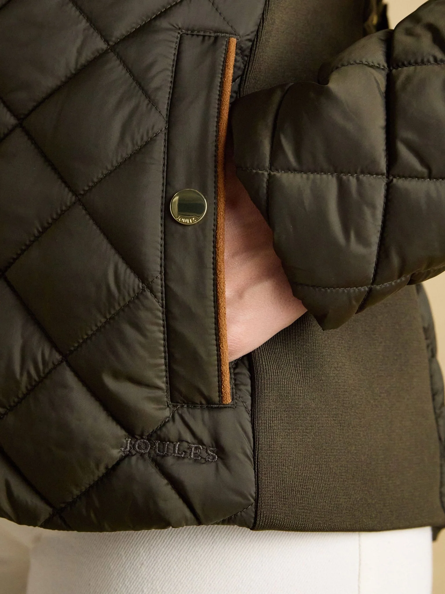 Joules - Joules Braemar Luxe Showerproof Quilted Ladies Jacket / Coat - Image 10